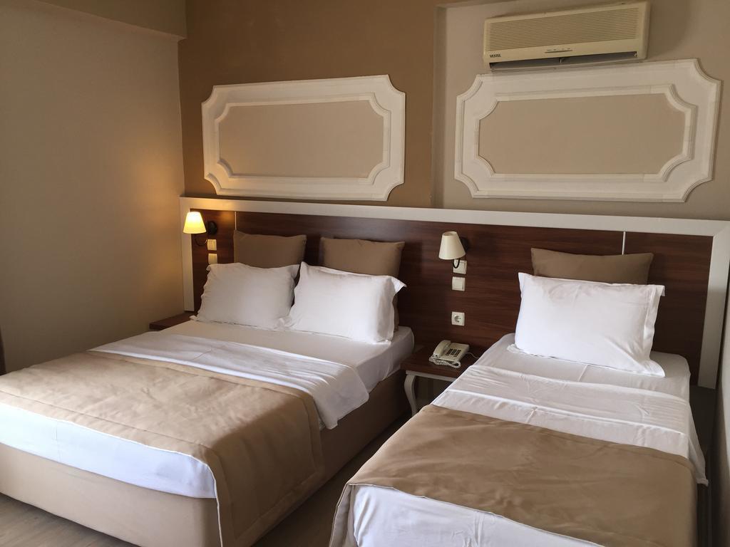 Akman Hotel Kusadasi Room photo